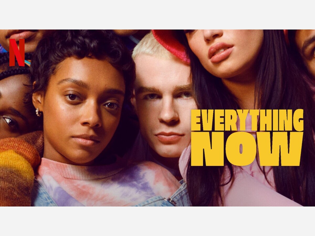 Photo published by New on Netflix: https://www.google.com/url?sa=i&url=https%3A%2F%2Fnews.newonnetflix.info%2Fnews%2Fsee-sophie-wilde-in-new-netflix-comedy-drama-series-everything-now-coming-october%2F&psig=AOvVaw28AyLm8RZZftKNq8qq